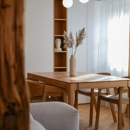 Laurinska 1 Apartment *