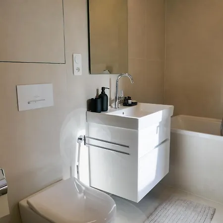 Laurinska 1 Apartmán