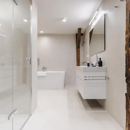 Laurinska 1 Lägenhet *