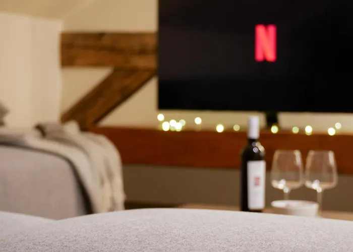 Apartman Laurinska 1 *