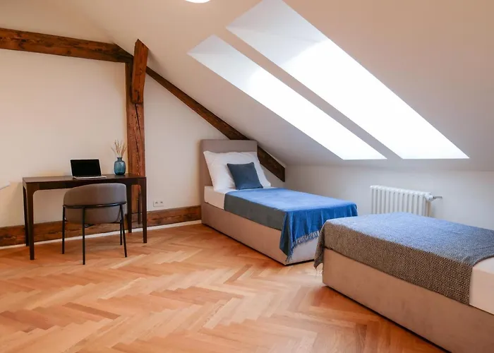 Apartmán Laurinska 1