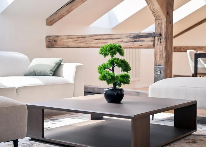 Laurinska 1 Apartman