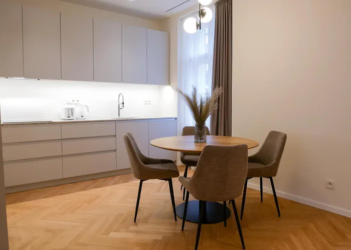 Laurinska 1 * براتسيلافا