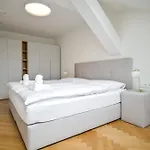 Lägenhet Laurinska 1