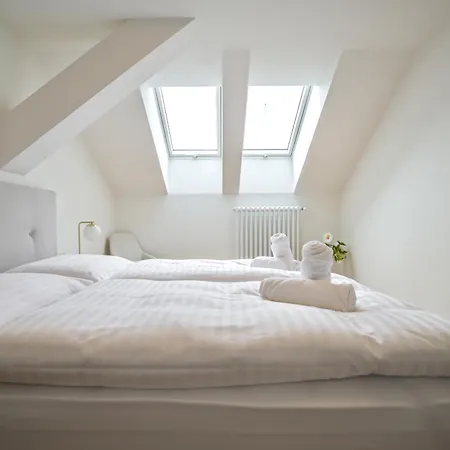 Laurinska 1 Apartament *