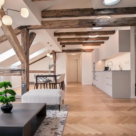 Laurinska 1 Apartament Bratislava