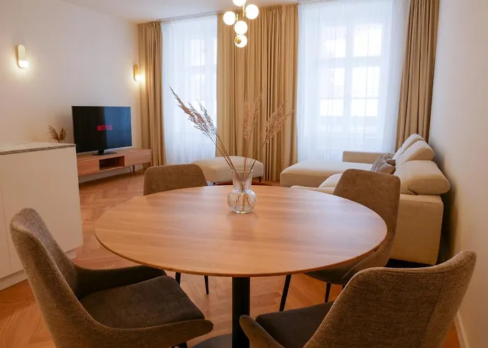 Apartament Laurinska 1 *